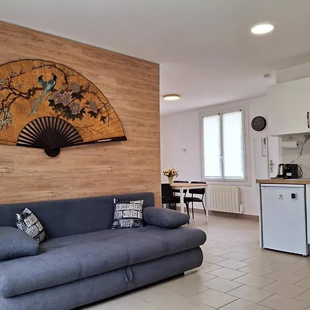Holiday home A 300 M De La Plage, Charme Et Tranquillite A Merville-franceville - Fr-1-788-66