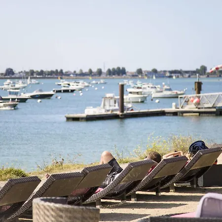 A 300 M De La Plage, Charme Et Tranquillite A Merville-franceville - Fr-1-788-66 Merville-Franceville-Plage