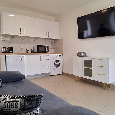 A 300 M De La Plage, Charme Et Tranquillite A Merville-franceville - Fr-1-788-66 * Merville-Franceville-Plage